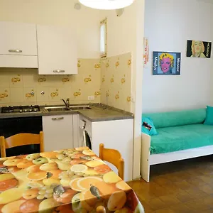 Linda 8 Lido delle Nazioni
